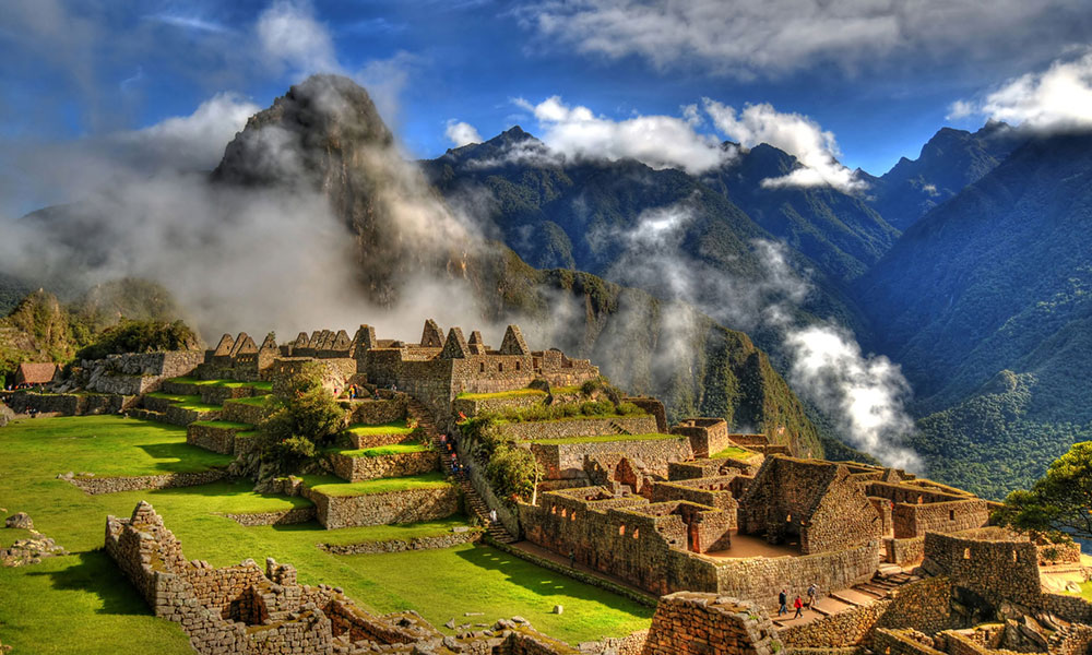 البيرو تقطع علاقاتها مع المكسيك