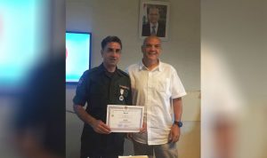 شهادة تقدير للرئيس الاقليمي للدفاع المدني في بعلبك الهرمل