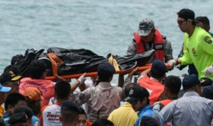 قتيل وعشرات المفقودين بانقلاب قارب في تايلاند