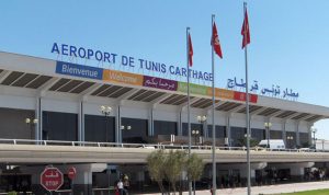 إضراب لموظفي مطارات تونس يهدد الموسم السياحي