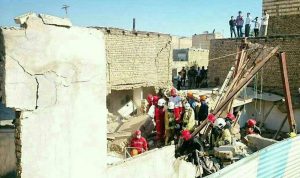 10 قتلى بانفجار مبنى سكني في إيران