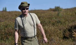 بالصور: بوتين يتنزه في سيبيريا