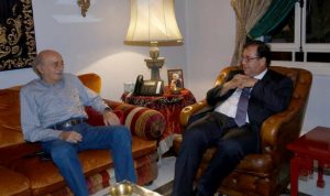 جنبلاط بحث مع فوشيه في المستجدات