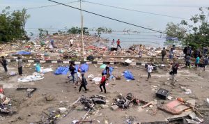 في إندونسيا… السيول تقتل 11 طفلا