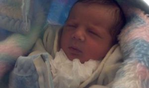 العثور على طفل حديث الولادة في عكار