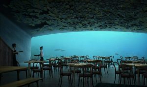 بالصور: أول مطعم تحت الماء في أوروبا
