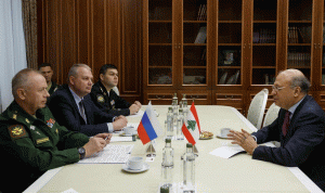 نائب وزير الدفاع الروسي عرض ومستشار الحريري عودة النازحين