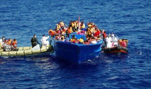 فقدان 16 مهاجراً مغربيا وغرق طفلين قبالة إسبانيا