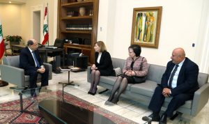 عون يتسلم التقرير السنوي عن أعمال هيئة مجلس الخدمة المدنية