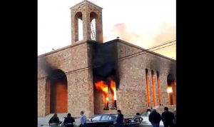 بالفيديو: اندلاع حريق كبير في كنيسة السيّدة- بعبدات