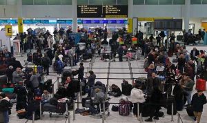 مطار غاتويك البريطاني يستأنف رحلاته