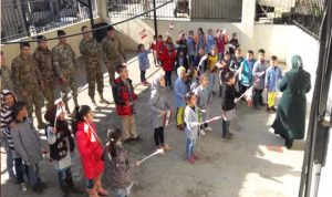 هبة من الجيش الى طلاب مدرسة بيت ايوب