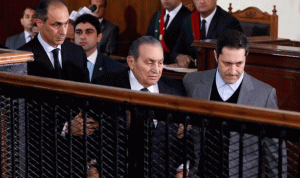 مبارك ومرسي وجهًا لوجه للمرة الأولى منذ انتفاضة 2011