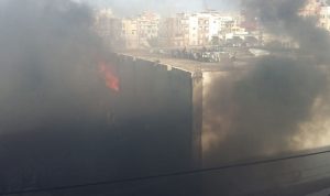 حريق في محلات لبيع قطع السيارات بصيدا