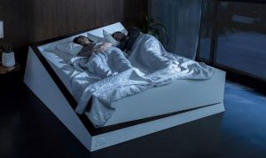 بالفيديو: سرير ذكي لنوم هادئ بلا إزعاج!