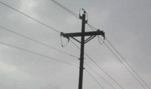 عمود كهرباء يُهدد المواطنين في عبا الجنوبية