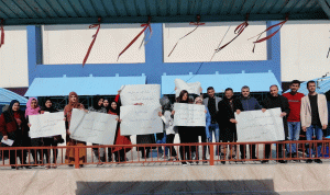 اعتصام لموظفي “الأونروا” في صور مطالبةً بتحسين رواتبهم