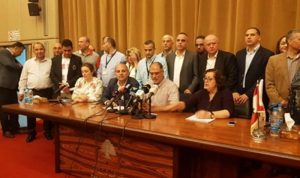 موظفو مصرف لبنان يعلّقون إضرابهم… وبورصة بيروت متوقّفة