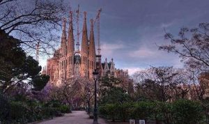 بعد 137 عاما.. برشلونة تستكمل بناء كنيسة