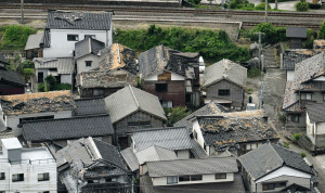 بالفيديو: 26 جريحا إثر زلزال قوي وتسونامي في اليابان