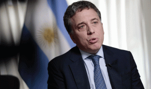 وسط أزمة اقتصادية… استقالة وزير الخزانة الأرجنتيني