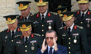 أمر باعتقال عشرات العسكريين الأتراك بـ”تهمة غولن”