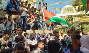 إقصاء الفلسطينيين عن المدارس الرسمية: تدبير إجرائي لا سياسي؟