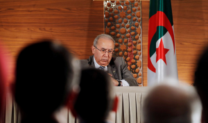 هل سيستقيل رئيس الوزراء الجزائري قريباً؟