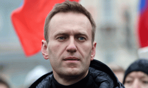 الشرطة الروسية تعتقل أنصار نافالني أمام محكمة موسكو