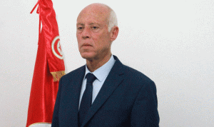 الرئيس التونسي: هناك من يريد ضرب مؤسسات الدولة