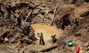 مقتل 16 بانهيار منجم للذهب بالكونغو الديمقراطية