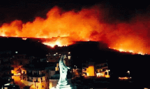 الحرائق تجمع السياسيين: “احترق قلبنا.. نحن في الجحيم”!