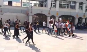 بالفيديو- اعتصام في جامعة الـNDU