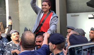  دانا حمود بعد إطلاق سراحها: “ثوار أحرار حنكمّل المشوار” (بالفيديو والصور)