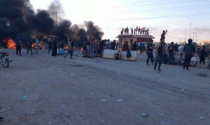 تجدد المظاهرات جنوبي العراق.. وموانئ النفط في الواجهة