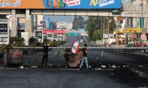 بالصور: حال الطرقات في اليوم الـ35 للانتفاضة
