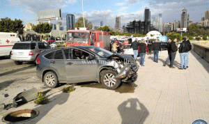 قتيل وجريحان بحادث تصادم على أوتوستراد الرئيس لحود (صور)