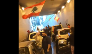 بالفيديو: موكب للثوار يجول في بيروت في “أحد الاستشارات”