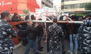 شوارع طرابلس تحتضن مسيرة لنقابات المهن الحرة