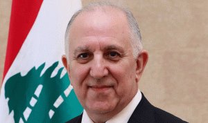 وزير الداخلية بحث في العلاقات مع سفير قطر