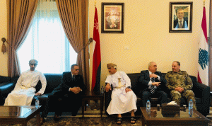 رسميون زاروا سفارة سلطنة عمان معزين