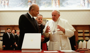 البابا فرنسيس والرئيس العراقي: لاحترام سيادة العراق