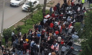 مسيرة طالبية في شوارع طرابلس مطالبةً بالتغيير (فيديو)