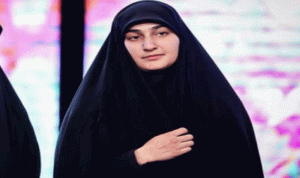 ابنة قاسم سليماني للإيرانيّات: خامنئي وحيد وعلينا أن نكون جنوده!