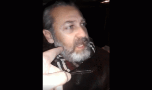 بالفيديو: التعرّض لمنسّق “التيار” في طرابلس