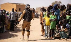مقتل 3 عسكريين و11 مسلحا بهجوم في بوركينا فاسو