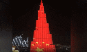 الإمارات أضاءت معالمها تضامنا مع الصين (بالفيديو)