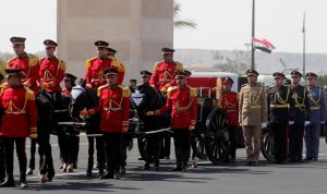 تشييع الرئيس حسني مبارك في جنازة عسكرية