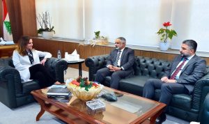 عبد الصمد عرضت مع الهمامي تعزيز العلاقات بين وزارة الاعلام واليونيسكو