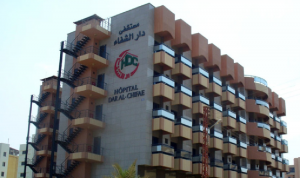 بعد إطلاق النار على أحد عناصره… مستشفى في طرابس يتحرّك